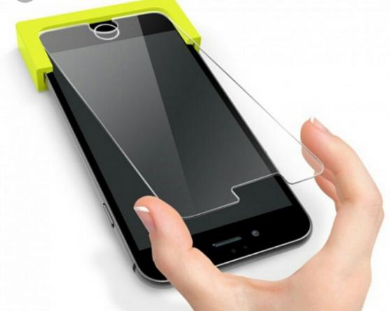 فروش گلس گوشی با قیمتی استثنایی 