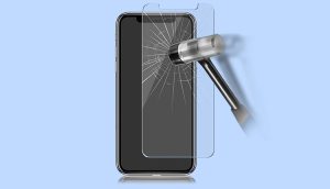 اینفوگرافی فارسی درباره راهحلهای محافظت از گوشی با گلس سرامیکی؛ شامل استفاده از قاب ضدضربه، انتخاب گلس با لایه جذب ضربه و توجه به کیفیت ساخت