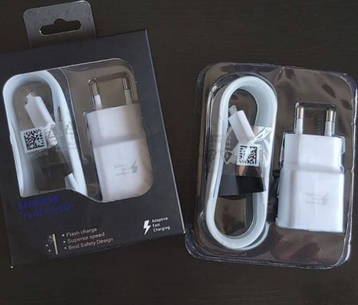 مشخصات شارژر گوشی هوشمند